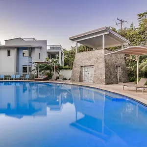 4* Apartahotel Coolum At The